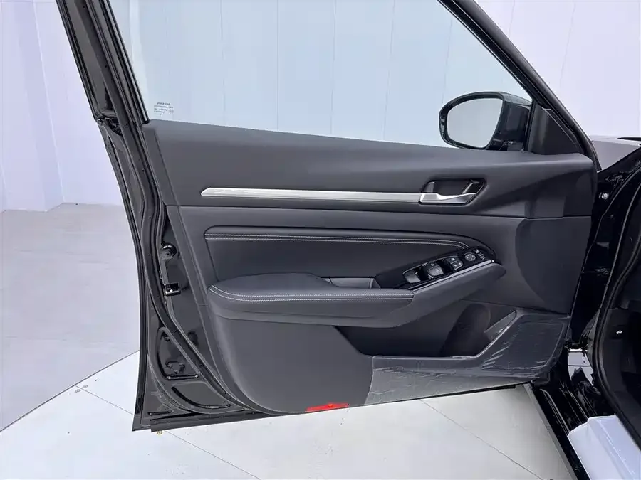 Nissan Altima Teana 2021 2.0L XL Comfort Edition 2026 — миниатюра 5