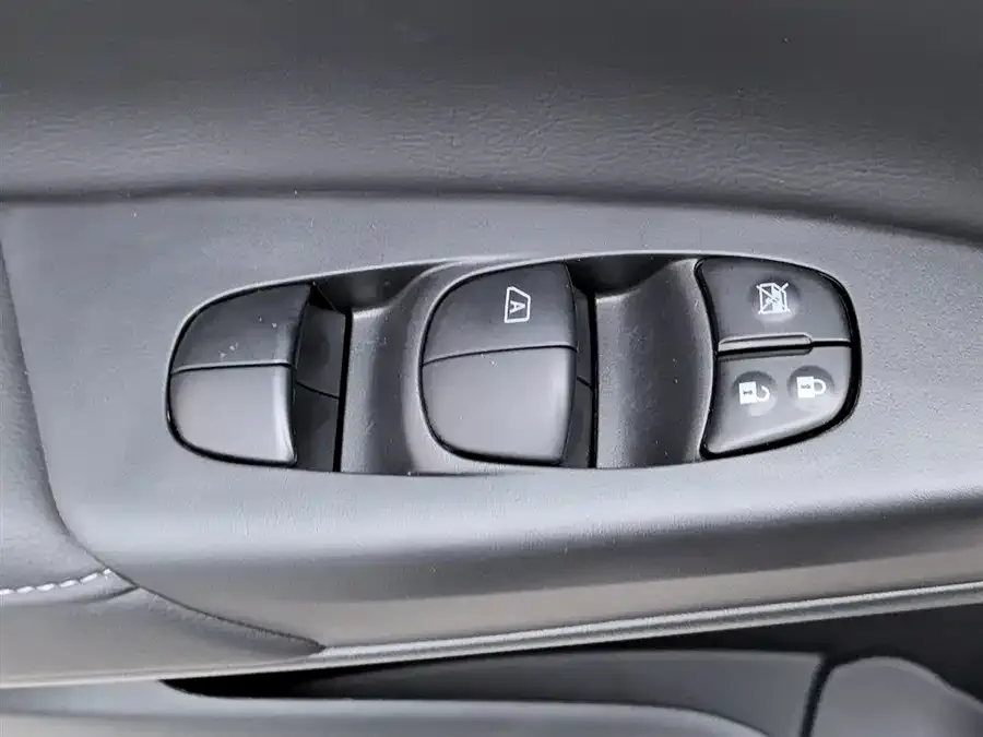 Nissan Sylphy Nissan Sylphy 2026 Classic 1.6L CVT Comfort Edition 2026 — миниатюра 3