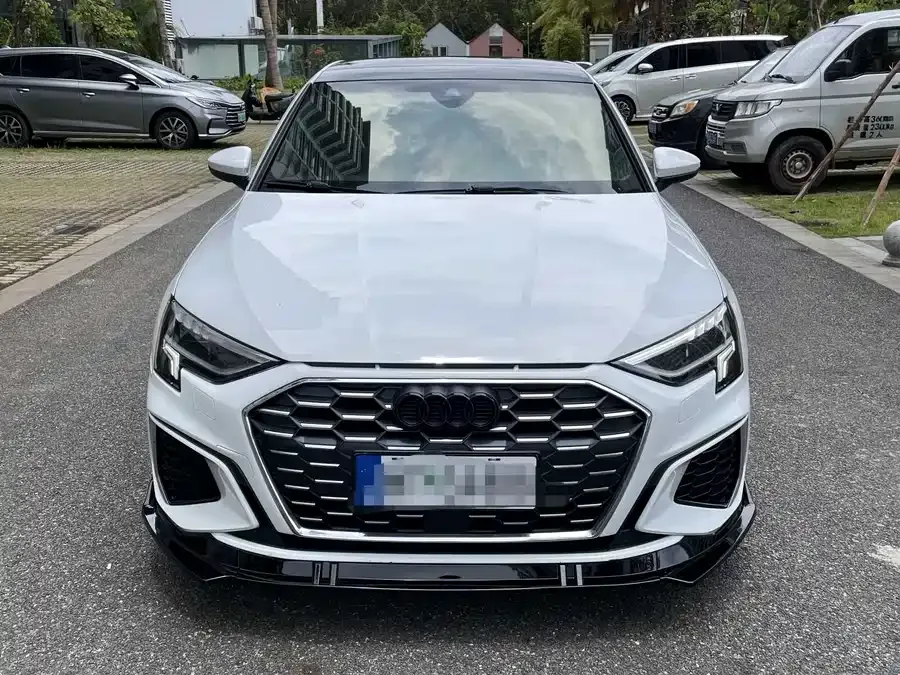 Audi A3 2021 A3L Limousine 35 TFSI Fashion Sports 2022 — фото 1, купить с доставкой в Москву