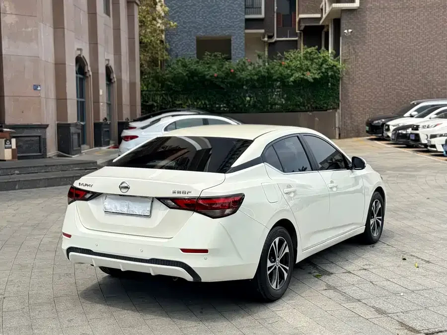 Nissan Sylphy Sylphy 2022 1.6L XL CVT Enjoy Edition 2023 — миниатюра 3