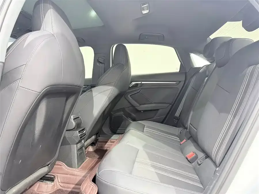 Audi A3 2022 A3L Limousine 35 TFSI Fashion Sports 2022 — миниатюра 4