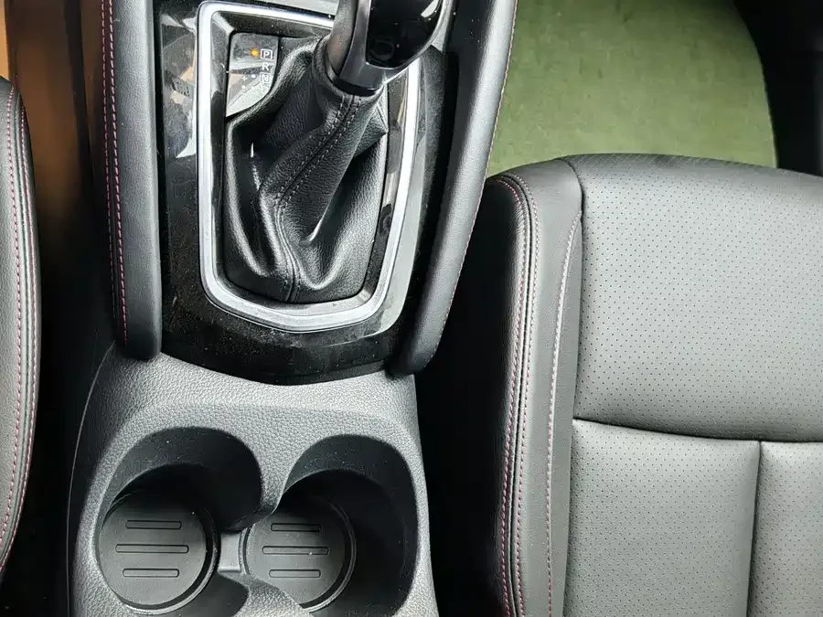 Nissan Qashqai Qashqai 2022 2.0L CVT XV Prem Luxury Edition 2022 — миниатюра 3