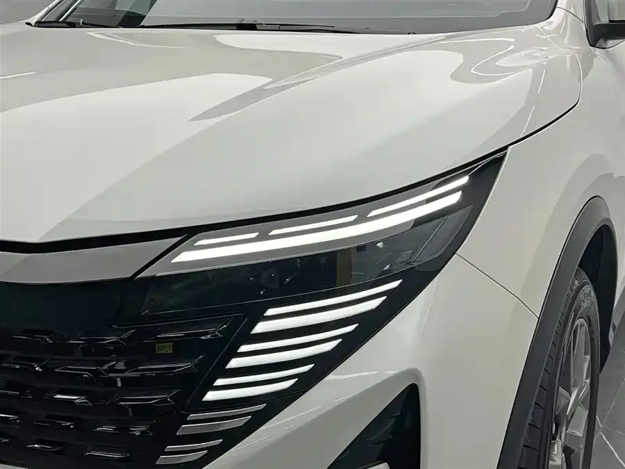 Nissan Qashqai Qashqai 2025 Honor 2.0L CVT XV True Heart Edition 2025 — миниатюра 3