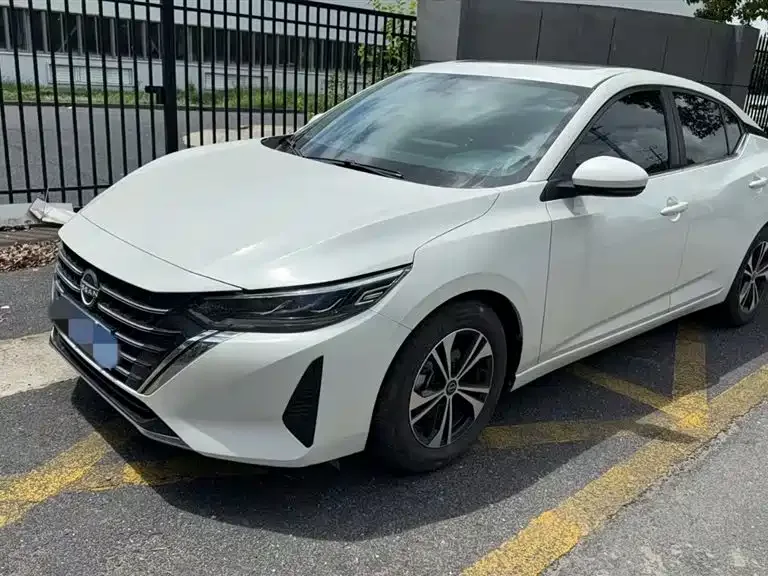 Nissan Sylphy Sylphy 2023 1.6L CVT Enjoy Edition 2023 — фото 1, купить с доставкой в Москву