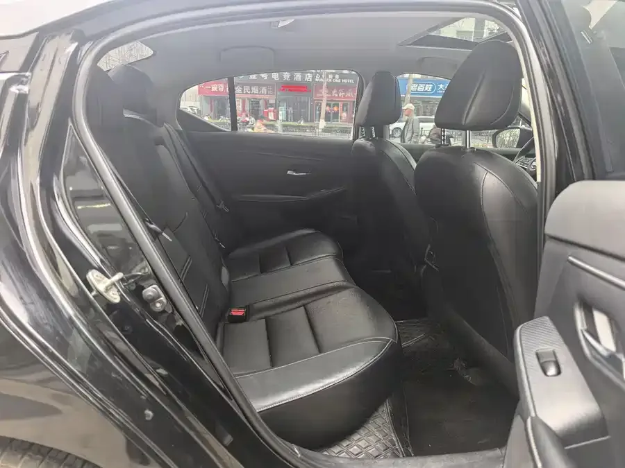 Nissan Sylphy Sylphy 2022 1.6L XL CVT Enjoy Edition 2023 — миниатюра 4