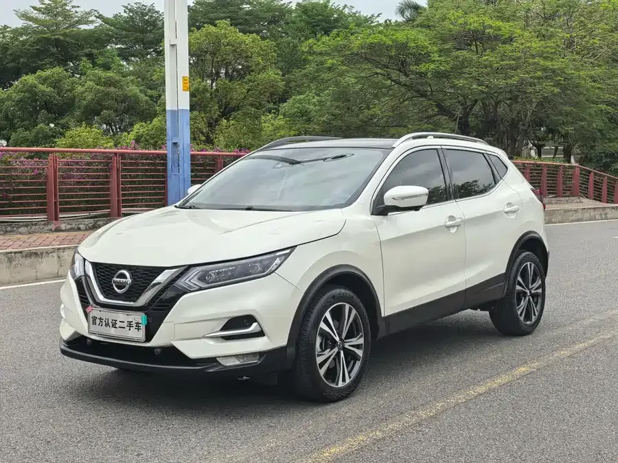 Nissan Qashqai Qashqai 2022 2.0L CVT XV Prem Luxury Edition 2023 — фото 1, купить с доставкой в Москву
