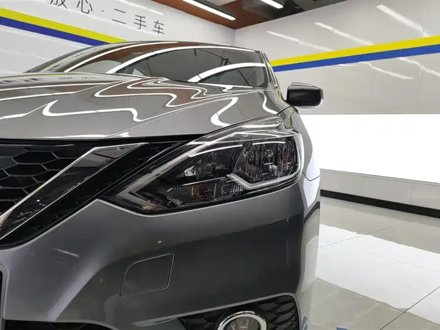 Nissan Sylphy Sylphy 2022 Classic 1.6XL CVT Luxury Edition 2023 — миниатюра 2