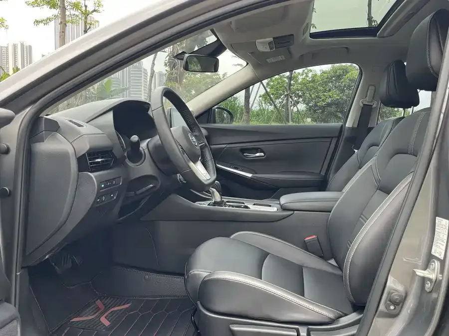 Nissan Sylphy Sylphy 2023 1.6L CVT Enjoy Edition 2023 — миниатюра 4