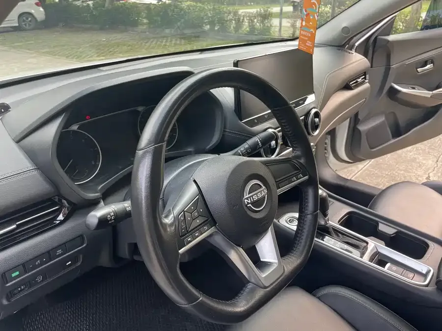 Nissan Sylphy Sylphy 2023 facelift 1.6L CVT Enjoy Edition 2024 — миниатюра 3