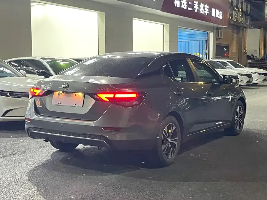 Nissan Sylphy Sylphy 2022 1.6L XL CVT Enjoy Edition 2022 — миниатюра 5