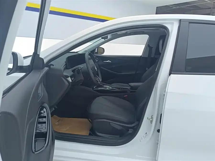 Buick Verano Verano 2023 Pro Enjoy Edition 2023 — миниатюра 3