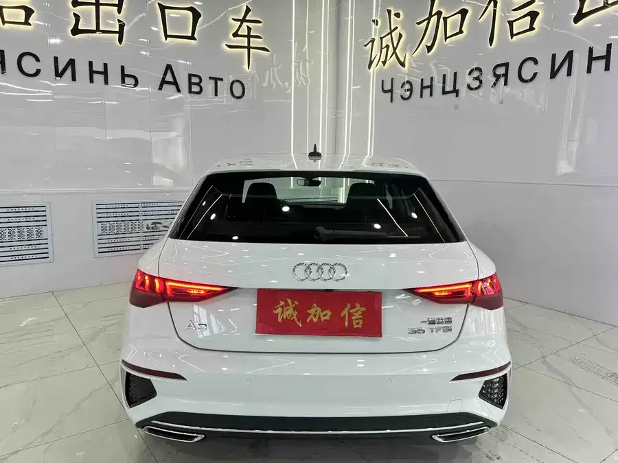 Audi A3 2022 Sportback 35 TFSI stylish and sporty 2023 — миниатюра 2