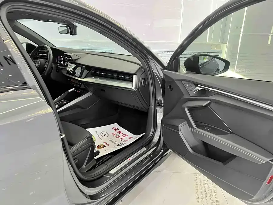 Audi A3 2022 A3L Limousine 35 TFSI Fashion Sports 2022 — миниатюра 5