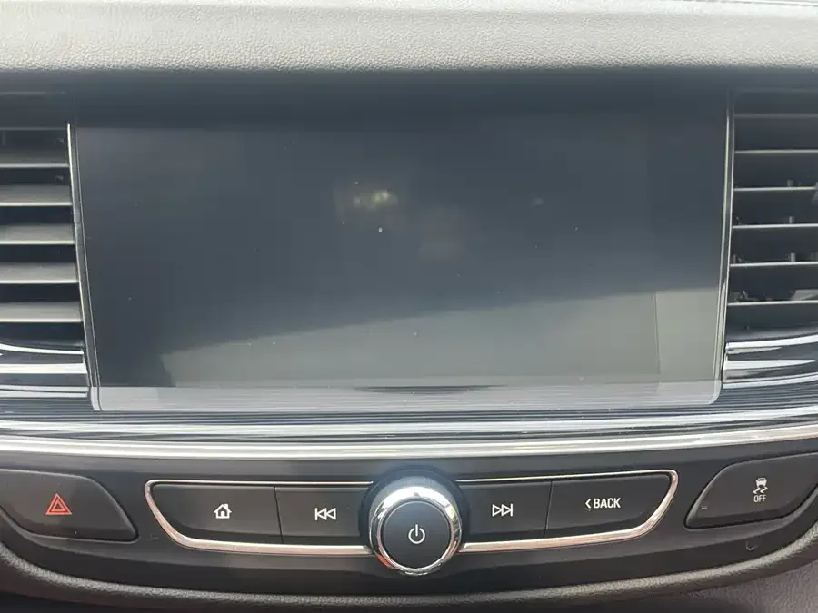 Buick Regal Regal 2023 552T Smart Edition 2023 — миниатюра 3