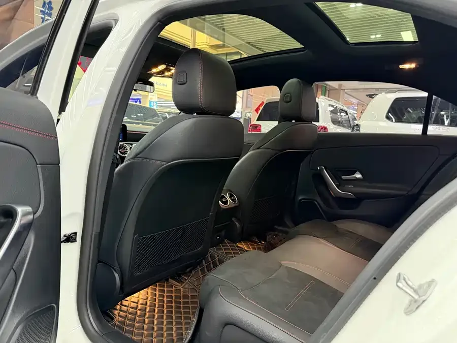 Mercedes-Benz Class A Mercedes-Benz A-Class 2023 A 200 L Fashion Edition 2023 — миниатюра 4