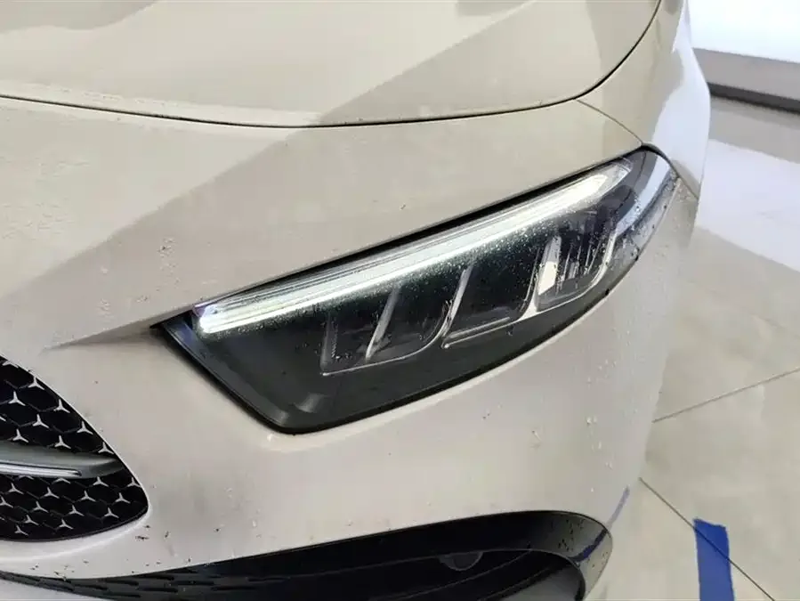 Mercedes-Benz Class A Mercedes-Benz A-Class 2023 A 200 L Fashion Edition 2024 — миниатюра 2
