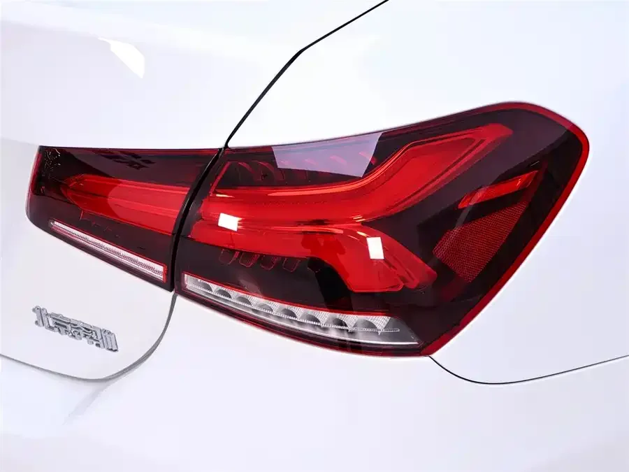 Mercedes-Benz Class A Mercedes-Benz A-Class 2022 Model Three A 200 L Sports Sedan Fashion Model 2023 — миниатюра 3