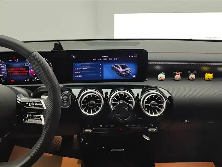 Mercedes-Benz Class A Mercedes-Benz A-Class 2023 A 200 L Fashion Edition 2023 — миниатюра 4