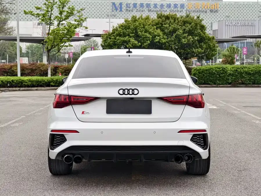 Audi A3 2024 A3L Limousine 35 TFSI Fashion Sports 2023 — миниатюра 2