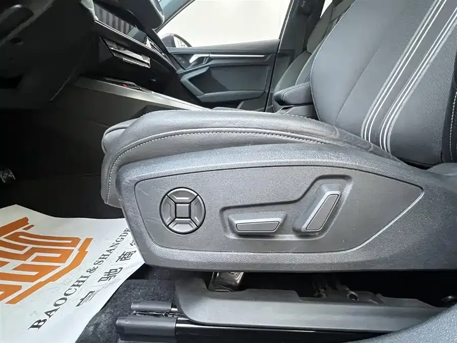 Audi A3 2023 A3L Limousine 35 TFSI Fashion Sports 2023 — миниатюра 4