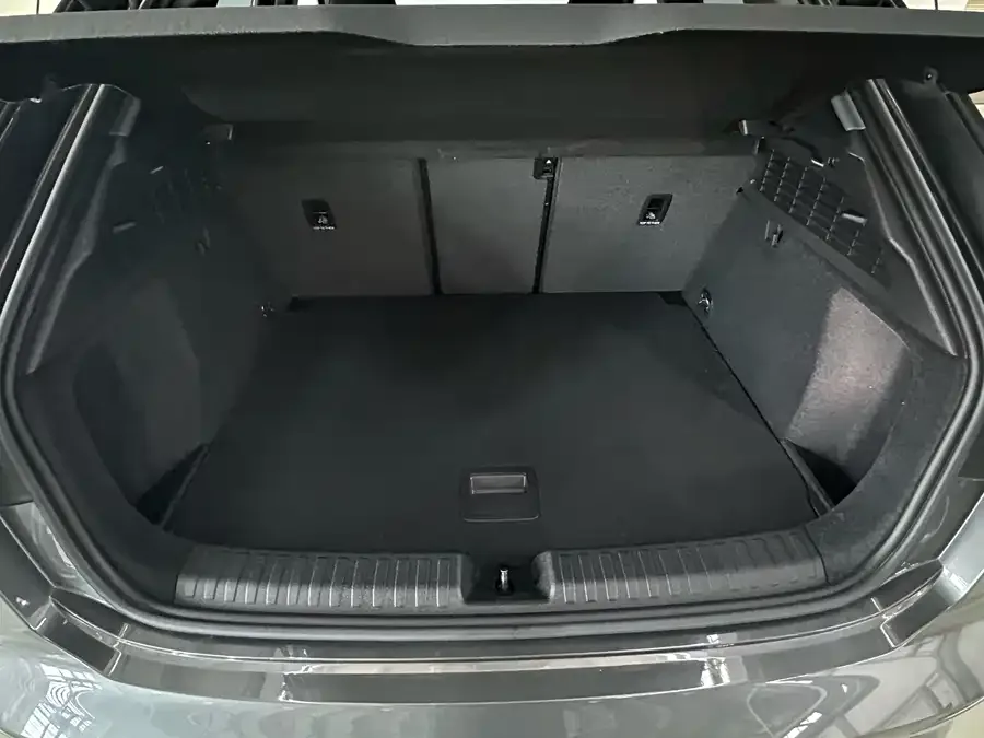 Audi A3 2024 Sportback 35 TFSI stylish and sporty 2024 — миниатюра 4