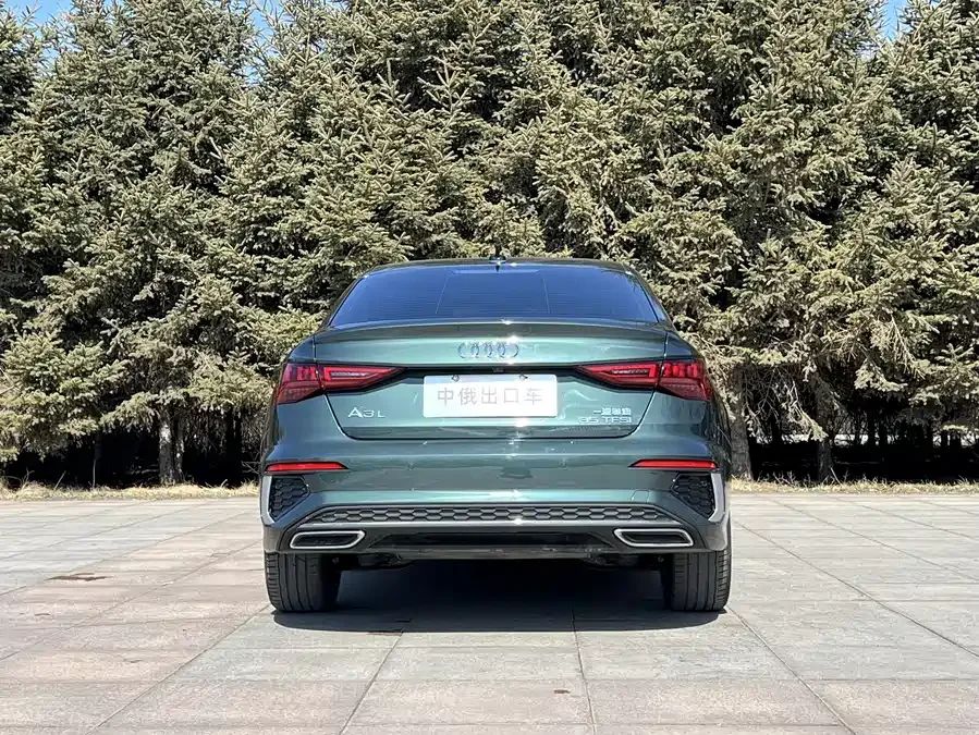 Audi A3 2023 facelift A3L Limousine 35 TFSI stylish and sporty 2023 — миниатюра 2