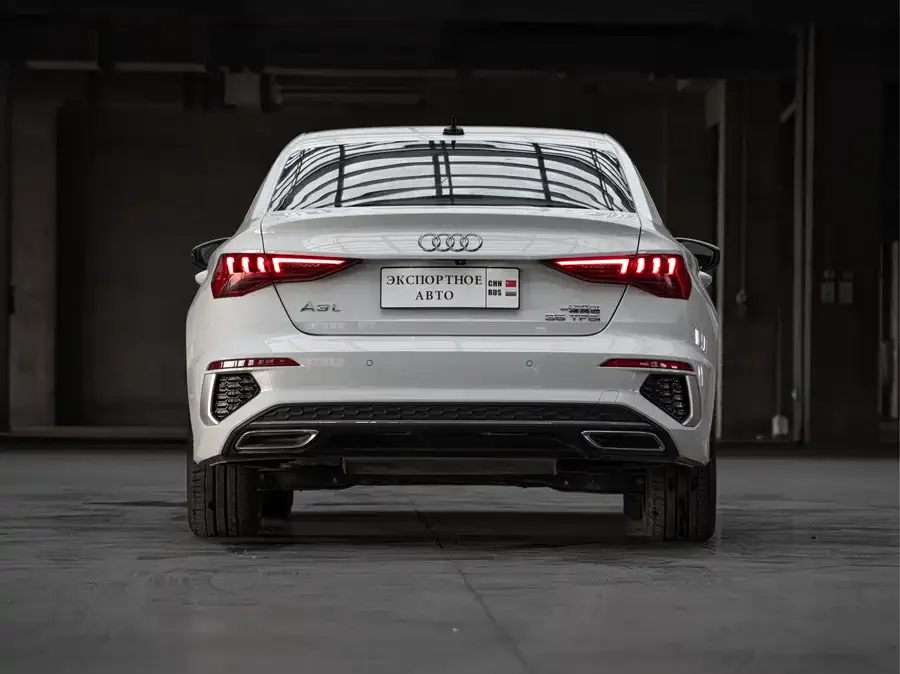 Audi A3 2023 A3L Limousine 35 TFSI Luxury Sports 2023 — миниатюра 3