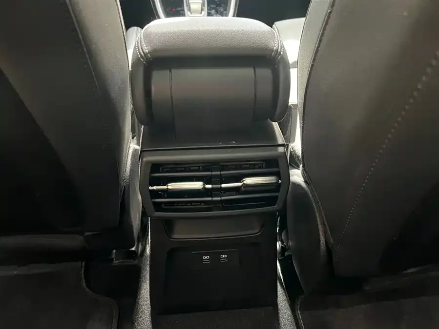 Audi A3 2022 A3L Limousine 35 TFSI Fashion Sports 2023 — миниатюра 5