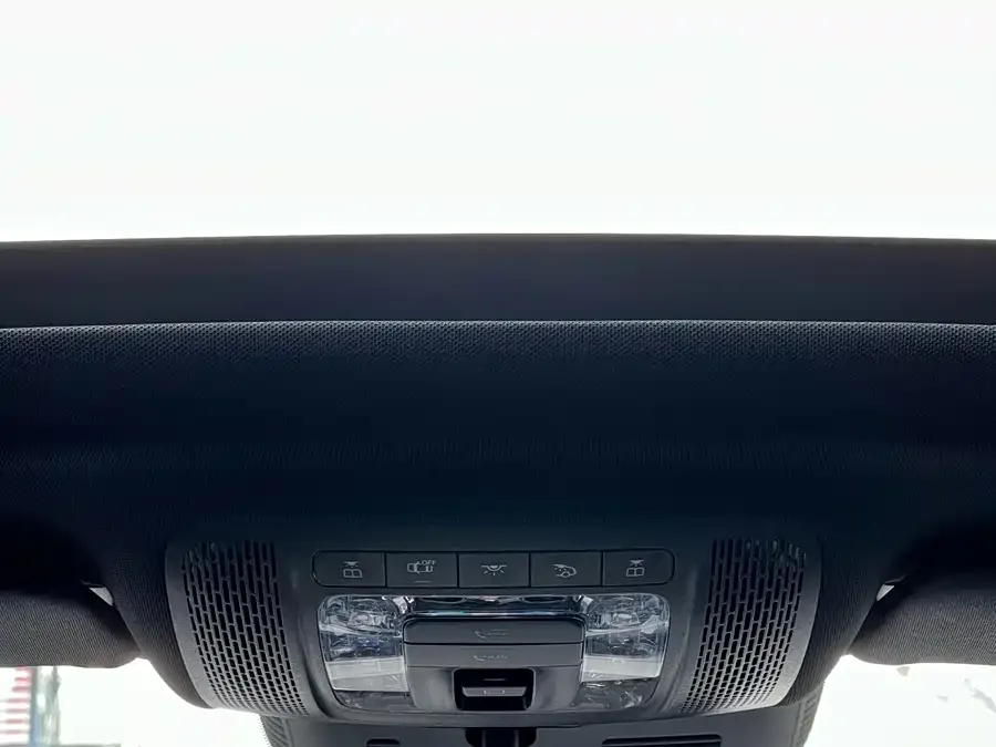Mercedes-Benz Class A Mercedes-Benz A-Class 2024 A 200 L Fashion Edition 2024 — миниатюра 5