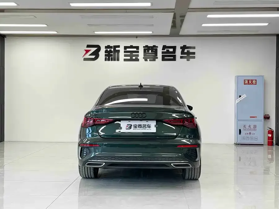 Audi A3 2024 A3L Limousine 35 TFSI Fashion Sports 2024 — миниатюра 5