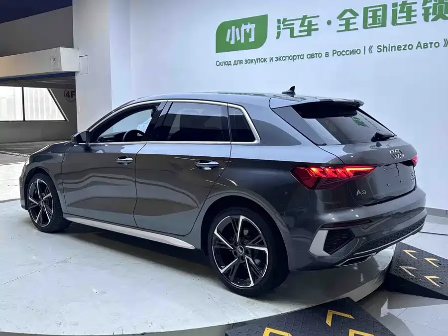 Audi A3 2023 Sportback 35 TFSI stylish and sporty 2023 — миниатюра 2