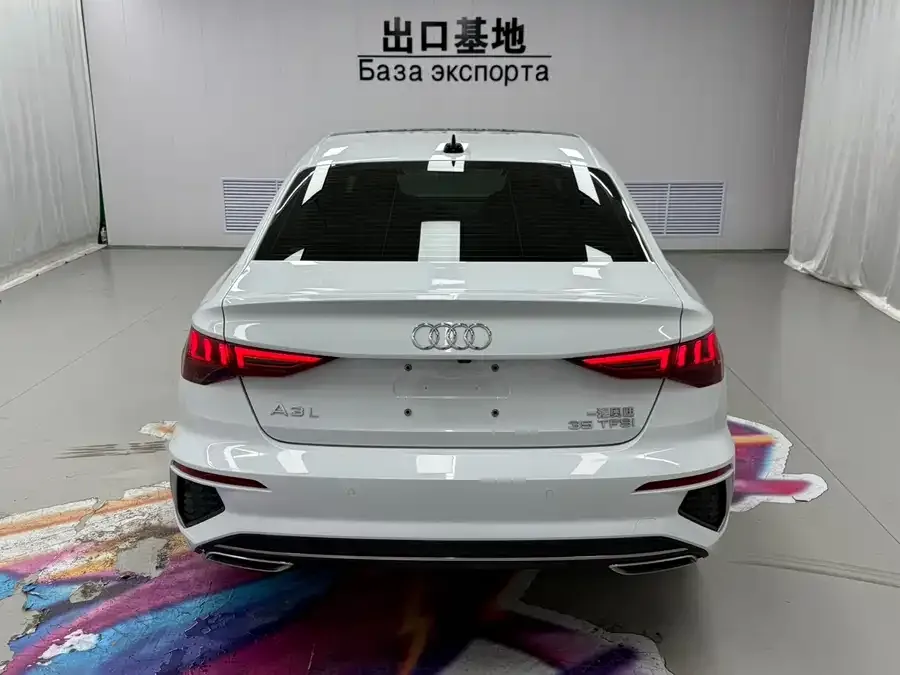 Audi A3 2023 A3L Limousine 35 TFSI Luxurious and Elegant Model 2023 — миниатюра 2