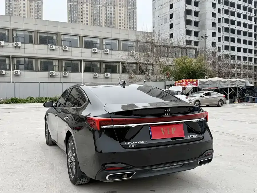 Buick LaCrosse LaCrosse 2023 28T Enjoy Edition 2024 — миниатюра 3