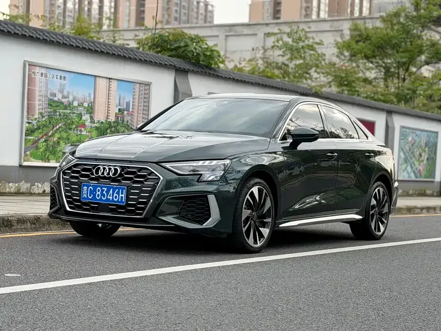 Audi A3 2023 A3L Limousine 35 TFSI Fashion Sports 2023 — фото 1, купить с доставкой в Москву