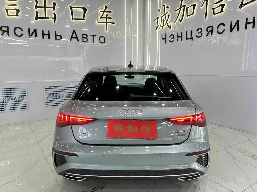 Audi A3 2023 facelift Sportback 35 TFSI luxury sports model 2023 — миниатюра 2