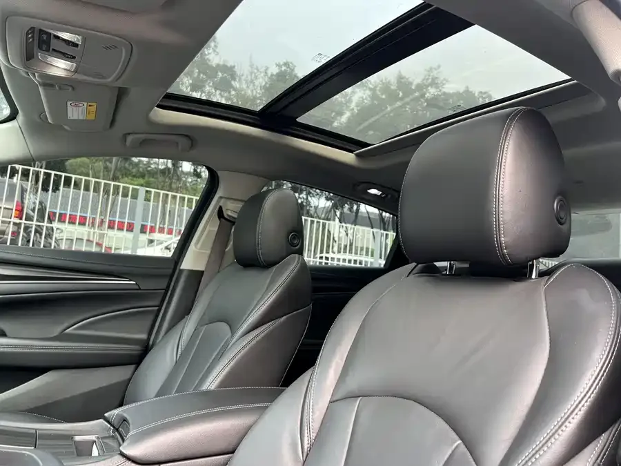 Buick LaCrosse LaCrosse 2022 652T Luxury 2022 — миниатюра 3