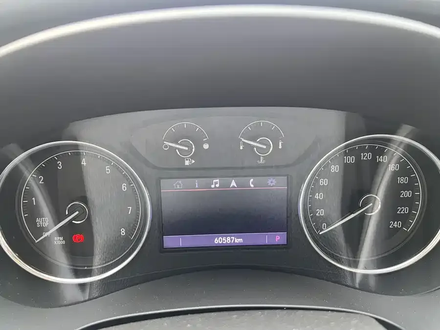 Buick LaCrosse LaCrosse 2022 652T Luxury 2022 — миниатюра 4
