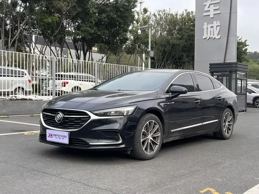 Buick LaCrosse LaCrosse 2022 652T Luxury 2022 — фото 1, купить с доставкой в Москву