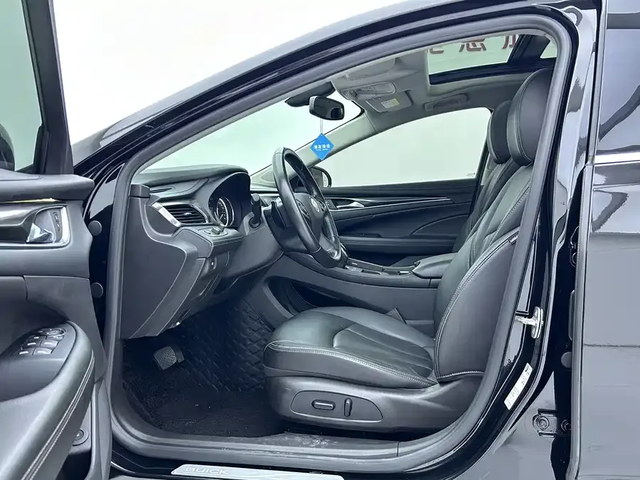 Buick LaCrosse LaCrosse 2022 652T Luxury 2022 — миниатюра 3