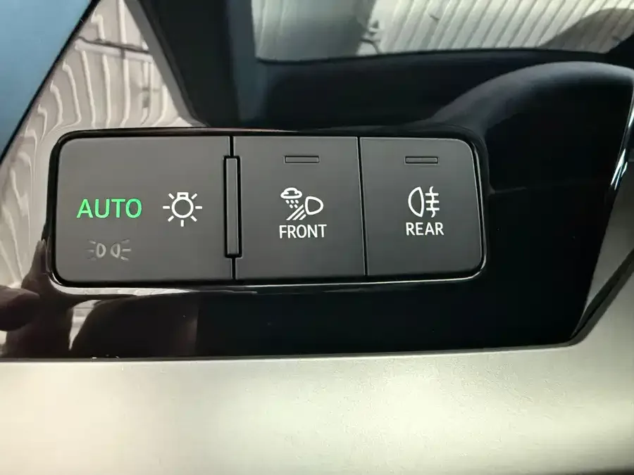 Audi A3 2023 A3L Limousine 35 TFSI Fashion Sports 2023 — миниатюра 5