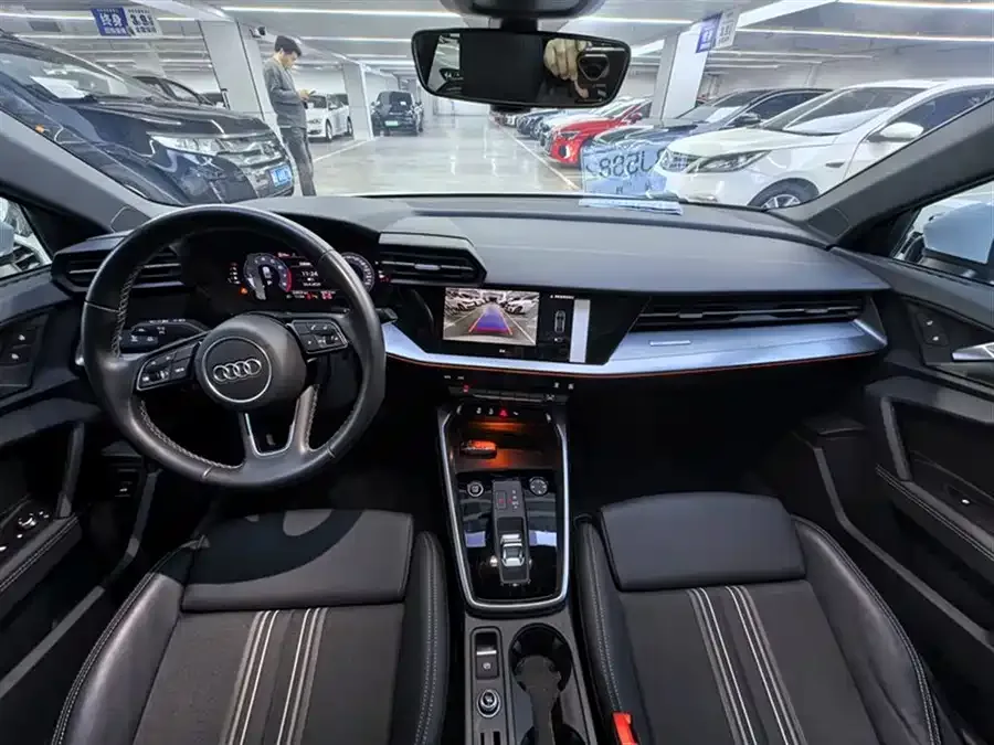 Audi A3 2023 facelift A3L Limousine 35 TFSI stylish and sporty 2024 — миниатюра 2