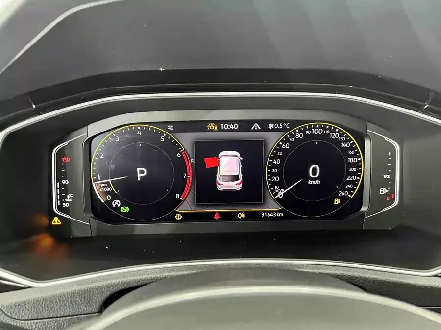 Volkswagen T-ROC T-ROC 2022 280TSI DSG 2WD Comfort PLUS 2022 — миниатюра 3