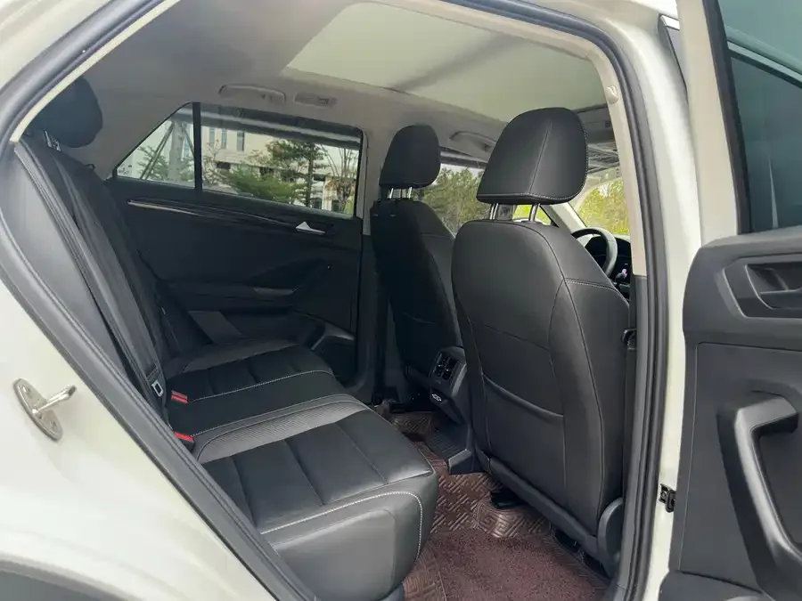 Volkswagen T-ROC T-ROC 2022 280TSI DSG 2WD Comfort PLUS 2022 — миниатюра 2