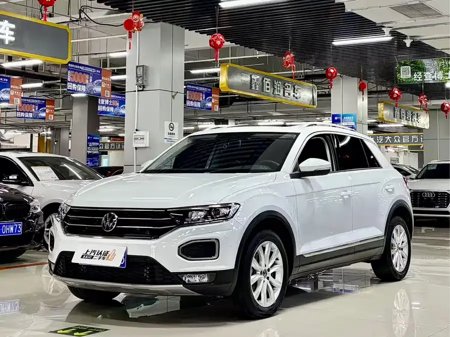 Volkswagen T-ROC T-ROC 2021 280TSI DSG 2WD Elite Smart Edition 2023 — фото 1, купить с доставкой в Москву