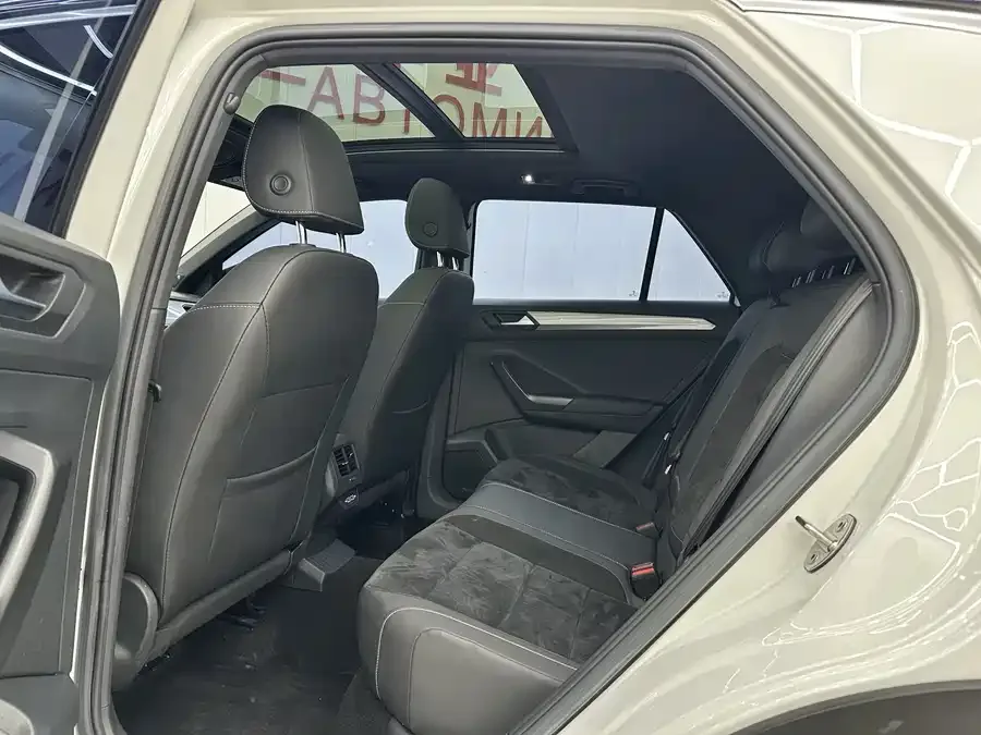 Volkswagen T-ROC T-ROC 2022 280TSI DSG 2WD R-Line Pro PLUS 2023 — миниатюра 2