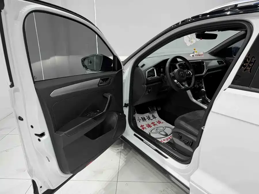 Volkswagen T-ROC T-ROC 2022 280TSI DSG 2WD R-Line Pro PLUS 2022 — миниатюра 5