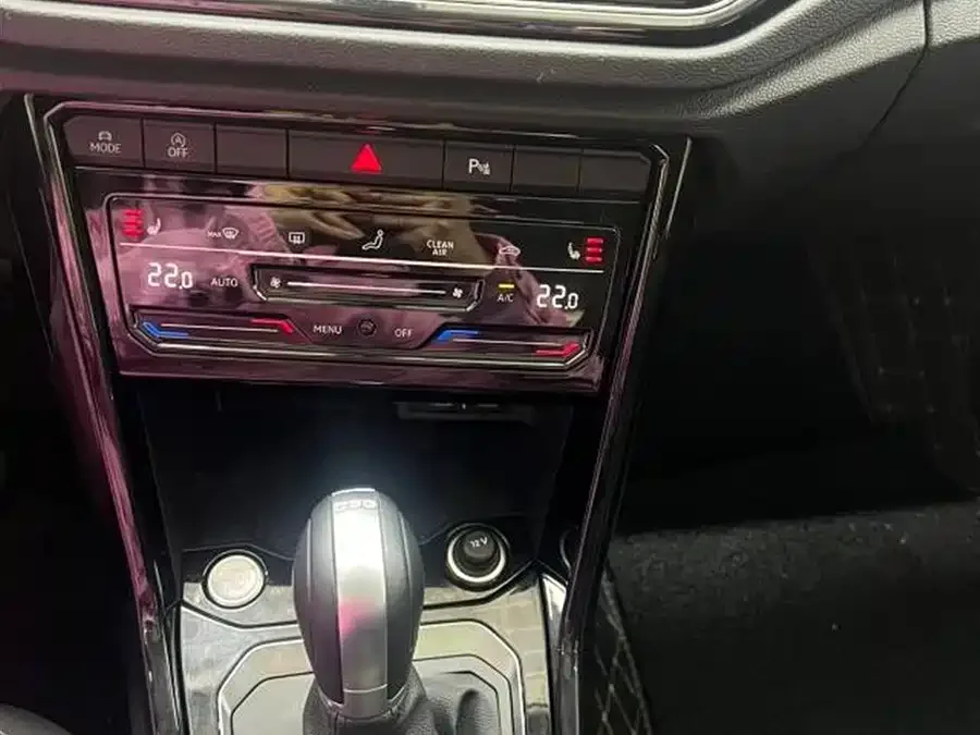Volkswagen T-ROC T-ROC 2022 280TSI DSG 2WD Comfort PLUS 2022 — миниатюра 4