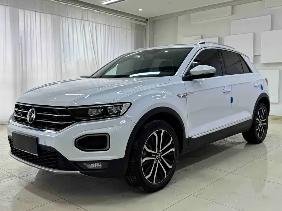 Volkswagen T-ROC T-ROC 2022 280TSI DSG 2WD Comfort PLUS 2022 — фото 1, купить с доставкой в Москву