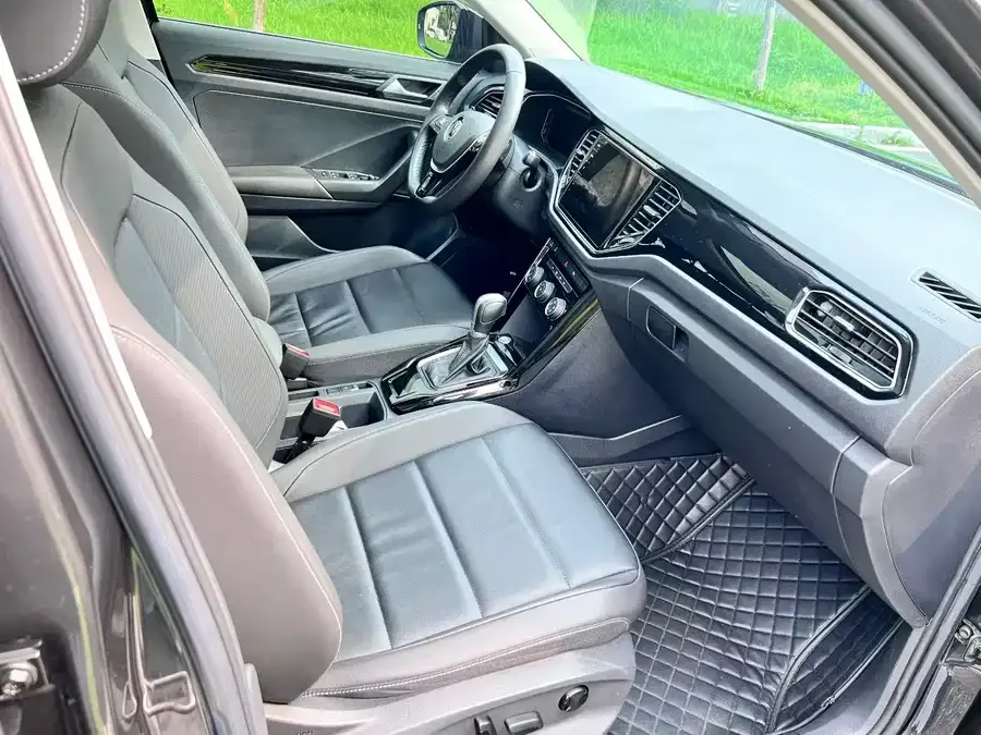 Volkswagen T-ROC T-ROC 2022 280TSI DSG 2WD Comfort PLUS 2023 — миниатюра 2