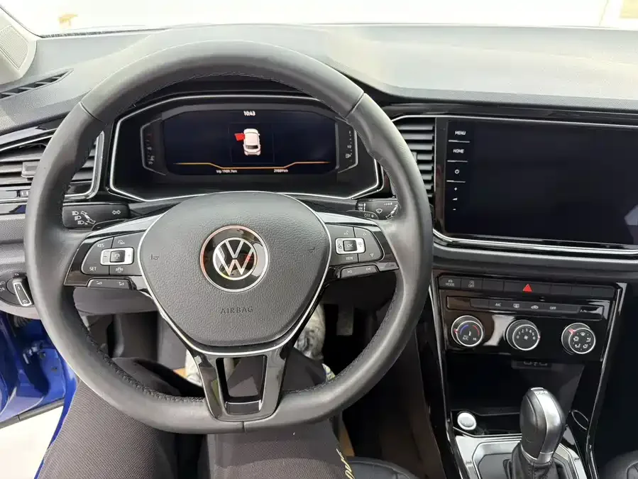 Volkswagen T-ROC T-ROC 2021 280TSI DSG 2WD Comfort Smart Edition 2022 — миниатюра 3